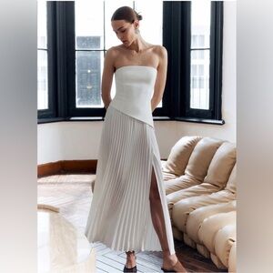 NEW Commense White Strapless Pleated Midi Dress, small